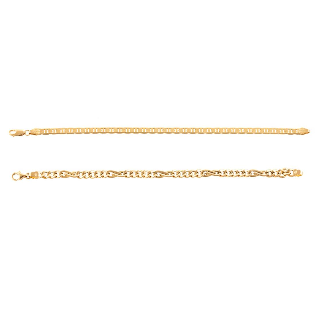 A Pair of Italian Link Bracelets in Gold: 1) 18K yellow gold fancy curb-link bracelet with lobster clasp, made in Italy, 7.5 in. L, and 2) 14K yellow gold flat link bracelet with lobster clasp, made in Italy, 8 in. L, 13.9 grams tw The estate