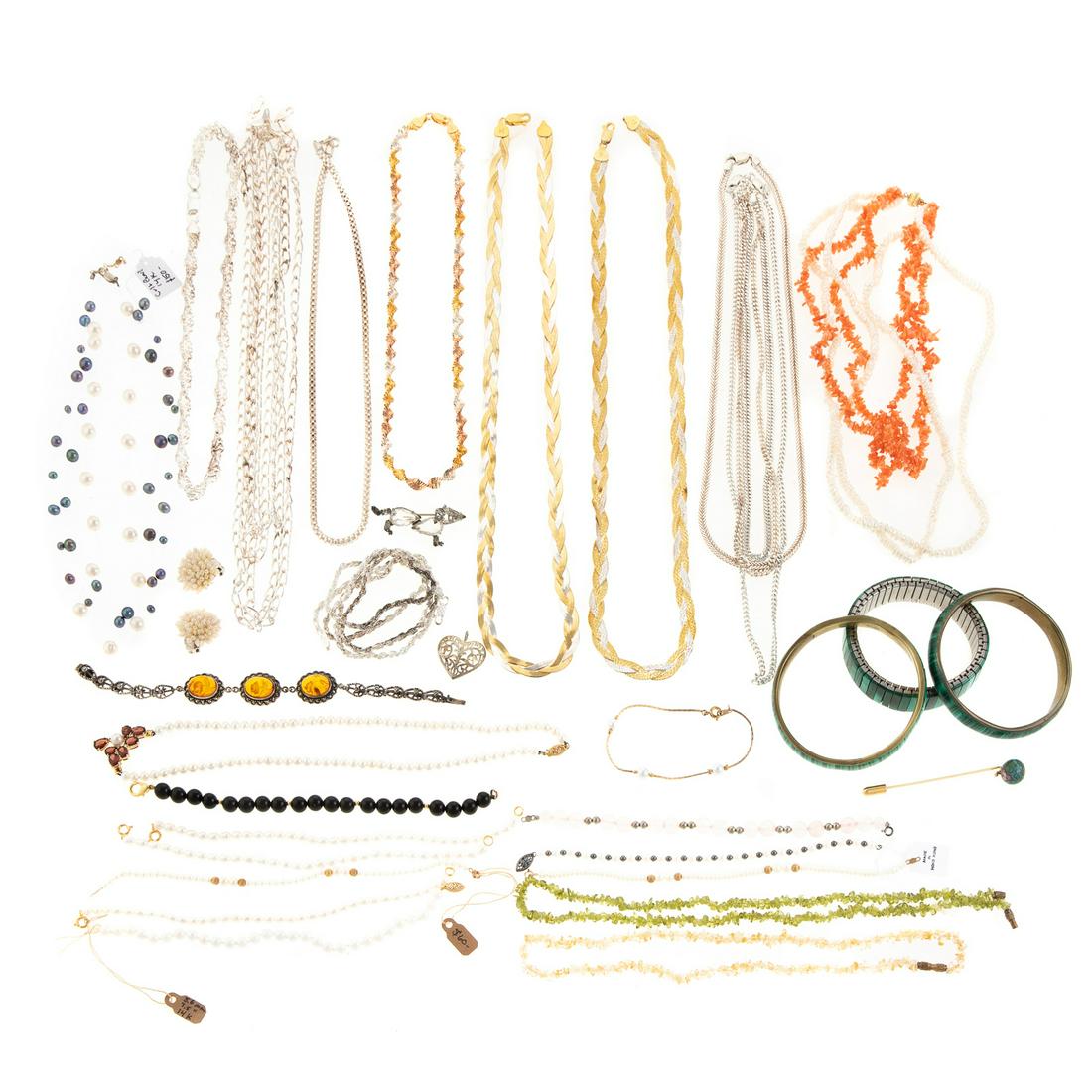 A Collection of Sterling Necklaces & Jewelry (1 of 8)