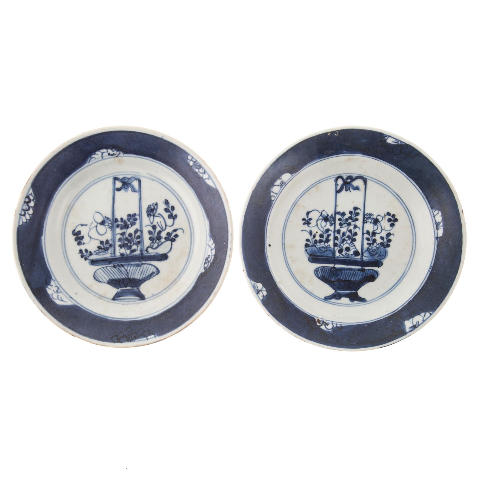 Pair of Chinese Export Blue/White Plates (1 of 4)