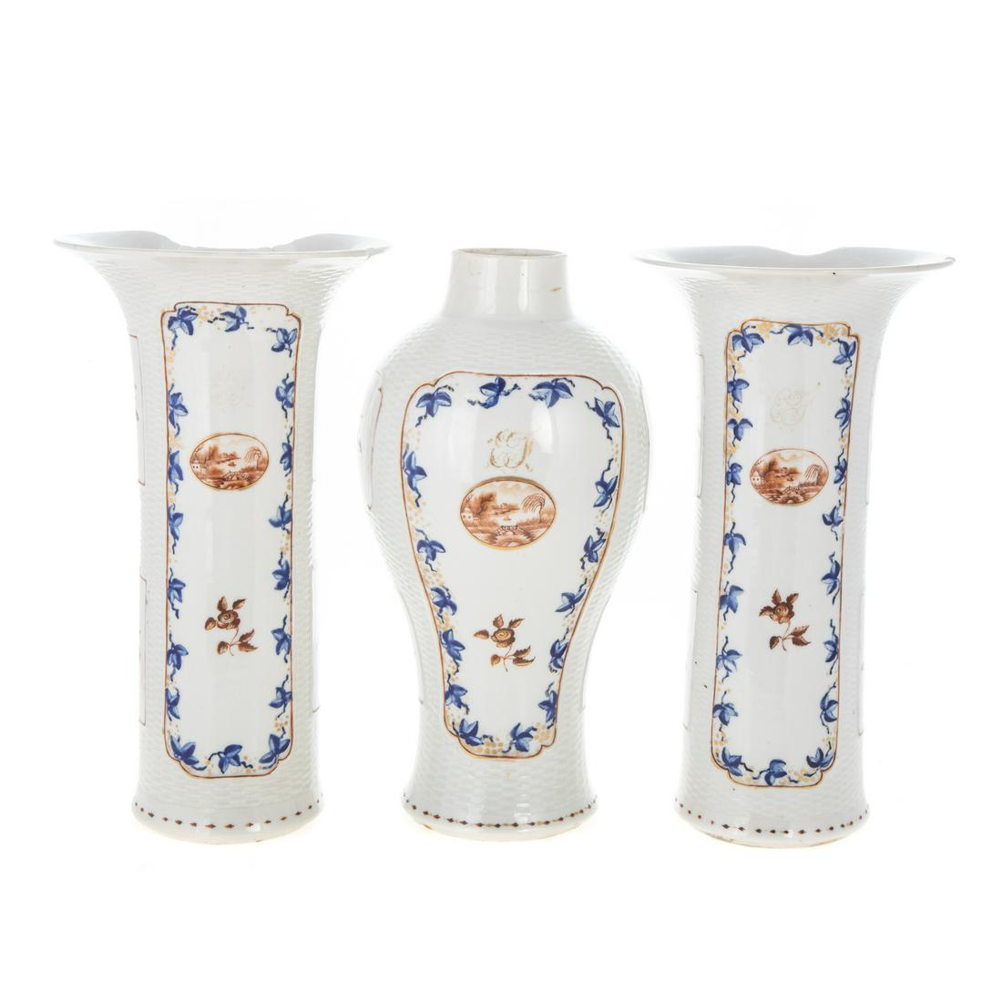 Chinese Export Three Piece Garniture (1 of 10)