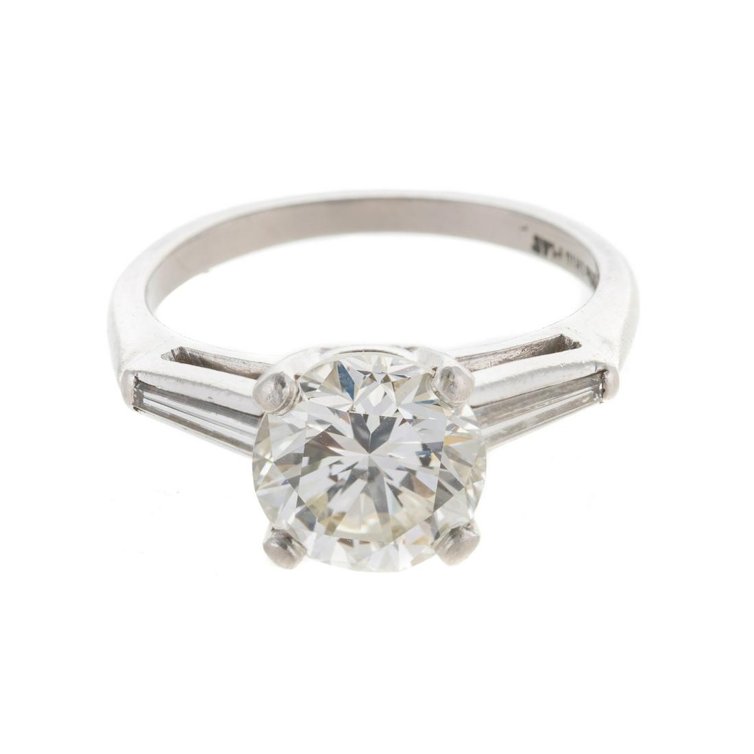 A Classic 2.15 ct Round Diamond Ring in Platinum (1 of 6)