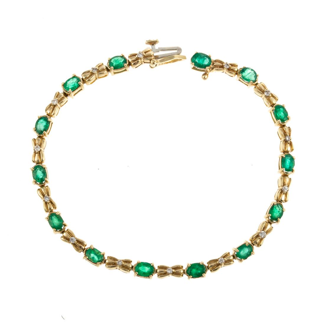 A Very Fine Emerald & Diamond Link Bracelet in 14K (1 of 5)