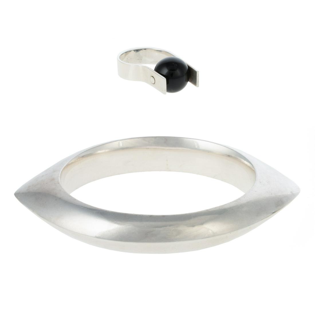 A Georg Jensen Bangle & Betty Cooke Ring (1 of 5)