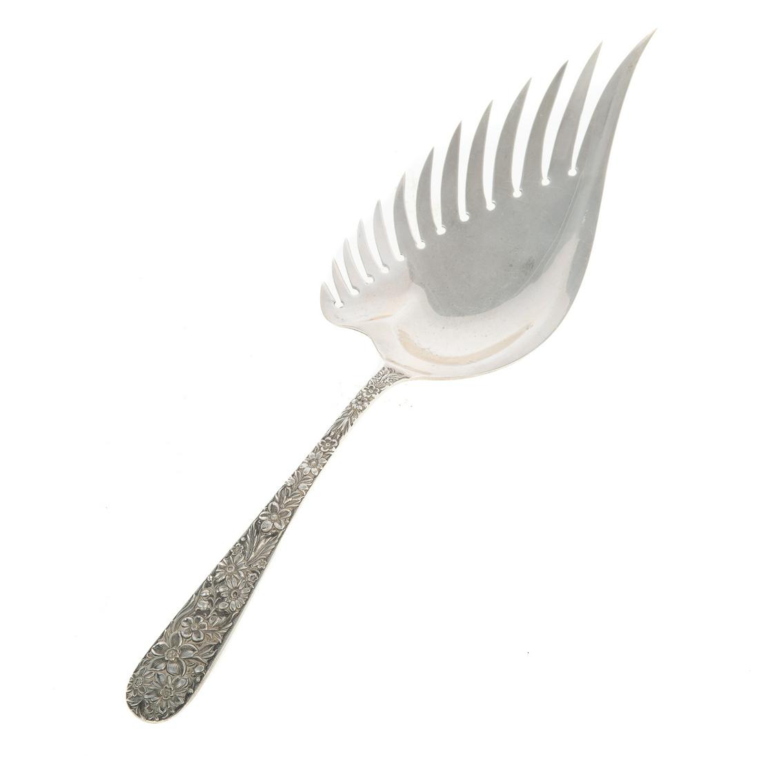 S Kirk & Son Sterling "Repousse" Macaroni Server (1 of 3)