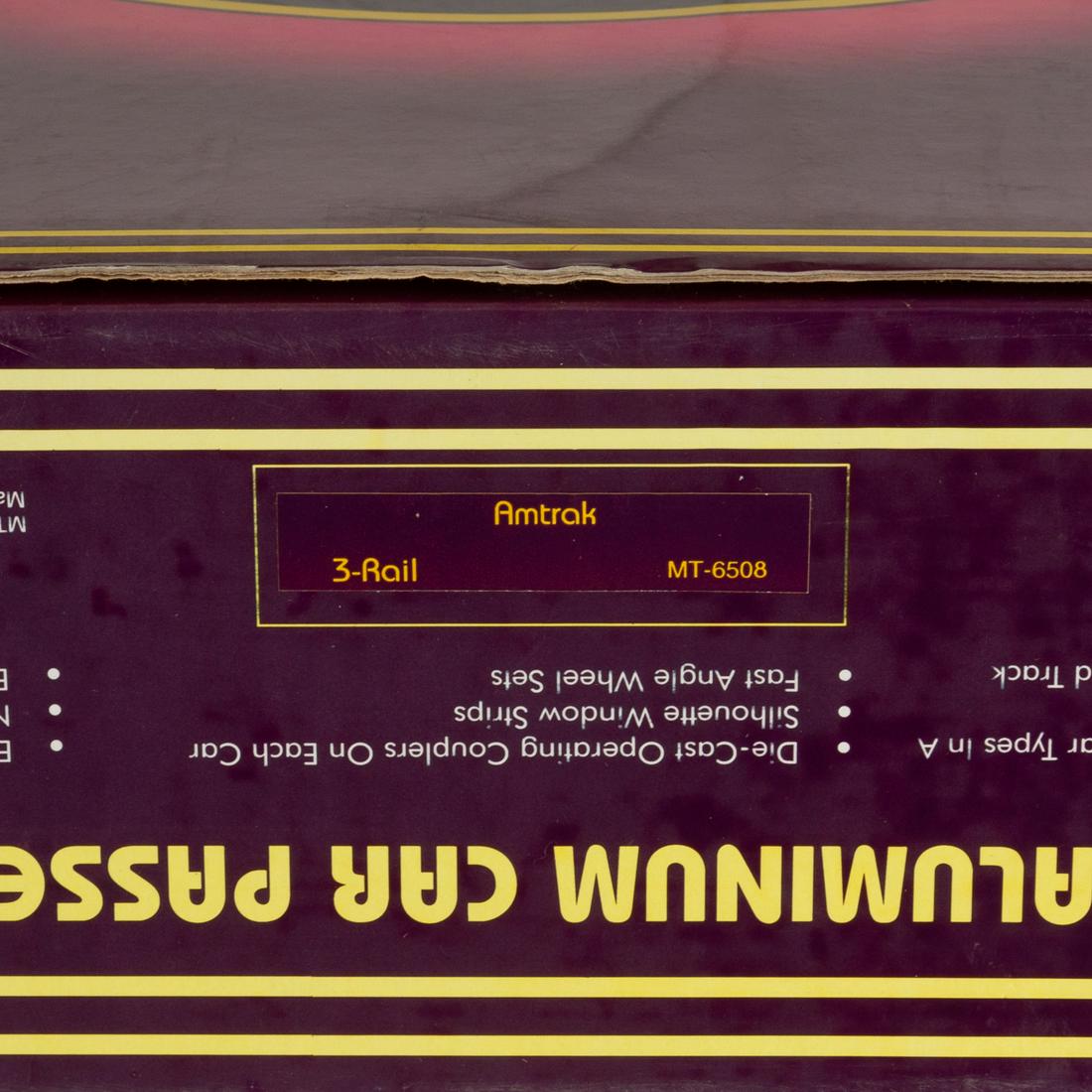 M.T.H. 70' Scale Aluminum Car Passenger Set (1 of 3)