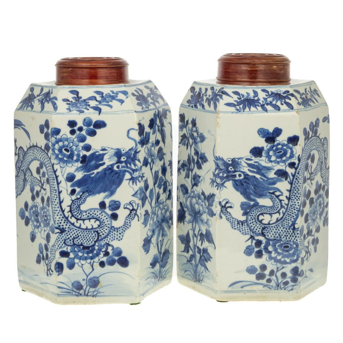 A Pair of Large Chinese Export Blue/White Tea Canisters (1 of 14)