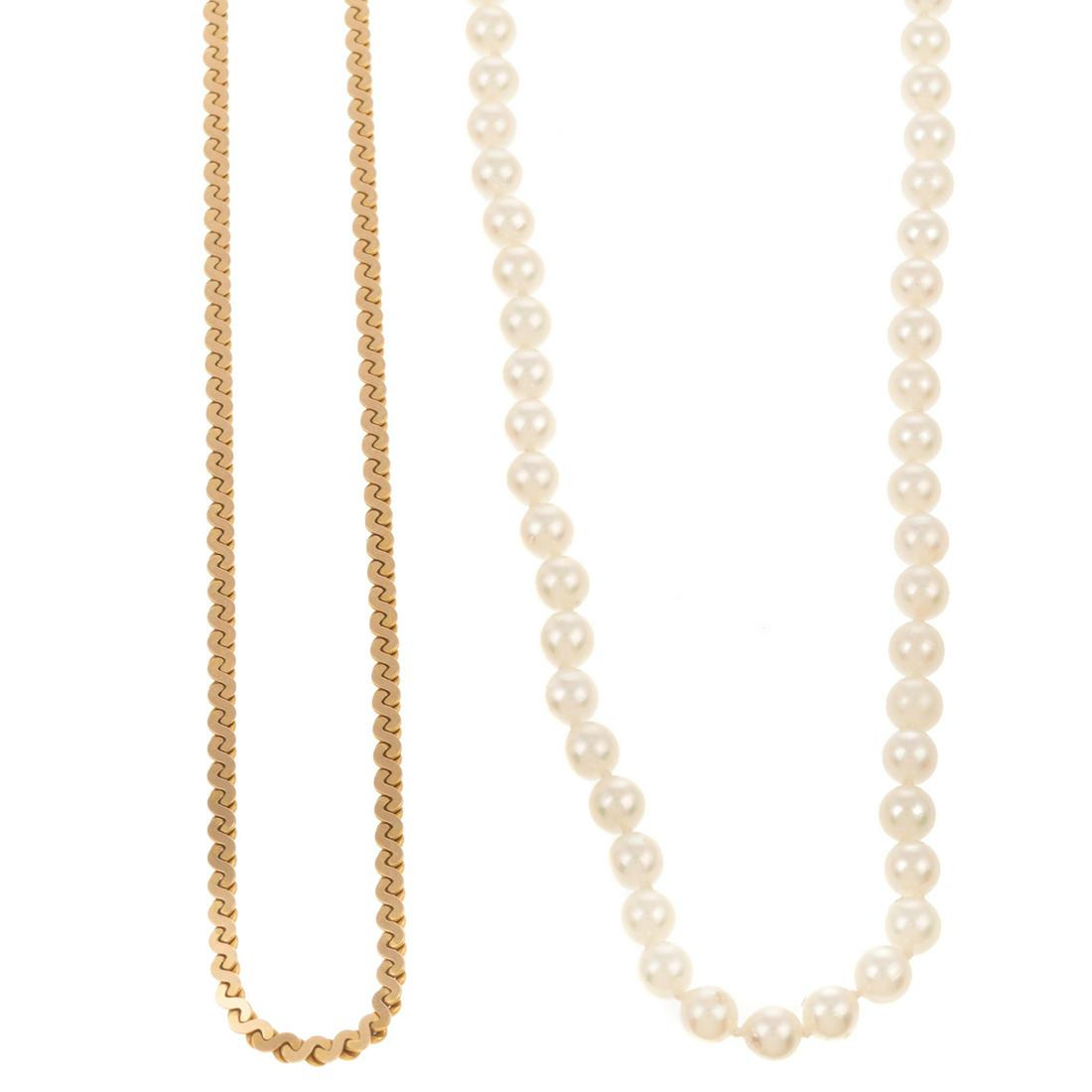 A Gold Serpentine Necklace & Pearl Strand in 14K (1 of 8)