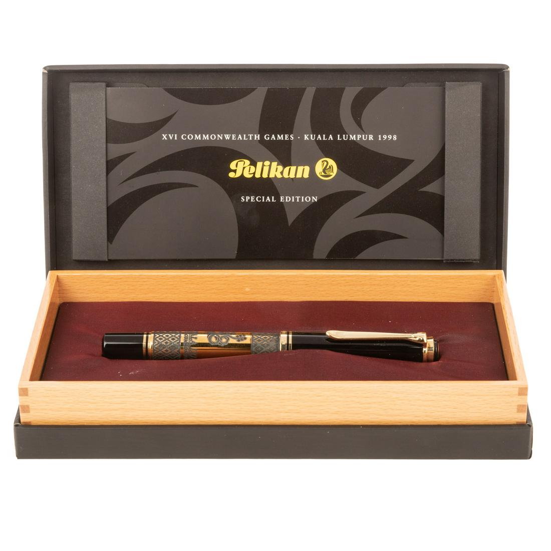 Pelikan XVI Common Wealth Games Fountain Pen (1 of 5)