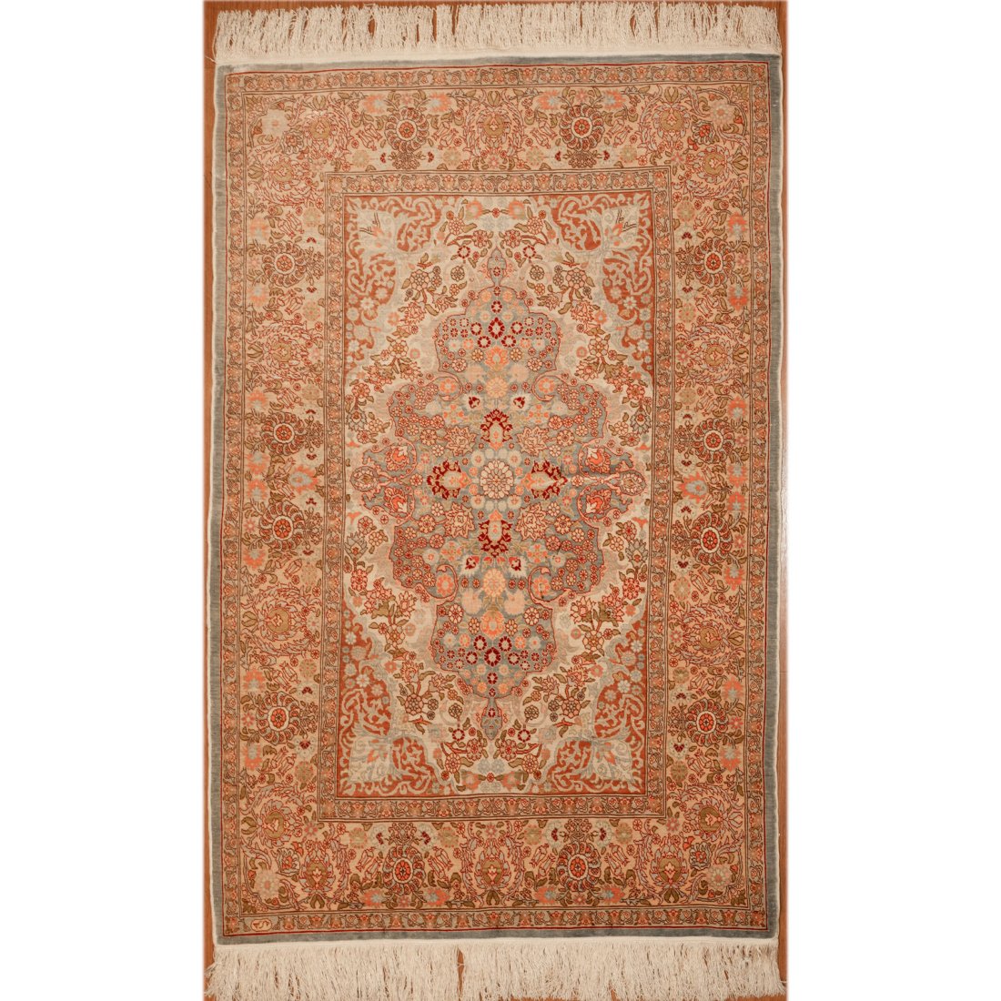 Fine Silk Hereke Rug, Turkey, 3.1 x 4.9: Fourth quarter-20th century; silk pile.