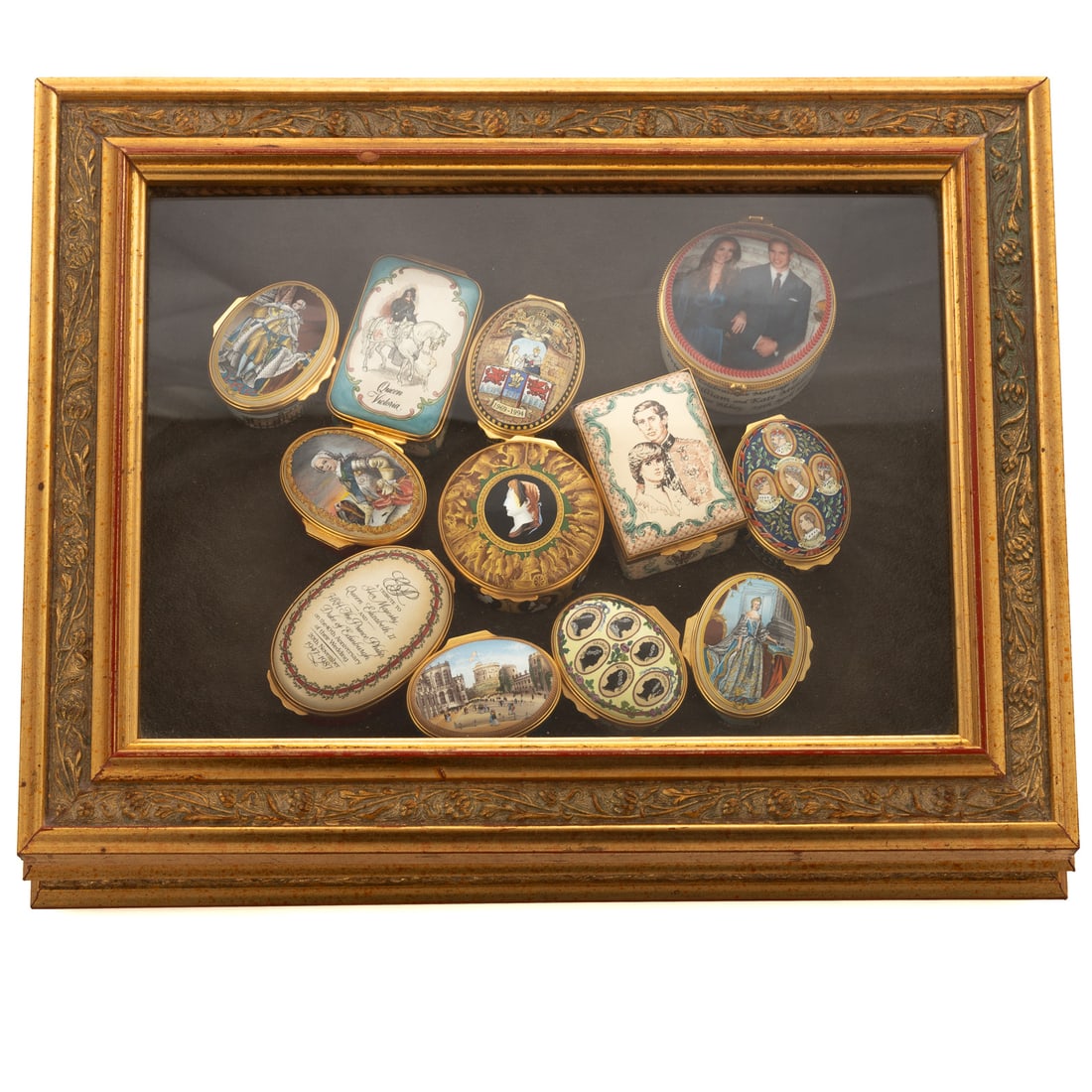12 Collectors Royal Family Snuff Boxes (1 of 4)