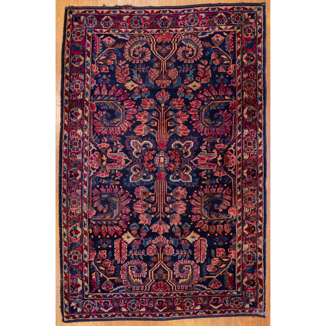Sarouk Rug, Persia, 3.5 x 5.3: Third quarter, 20th century, hand-knotted, wool pile