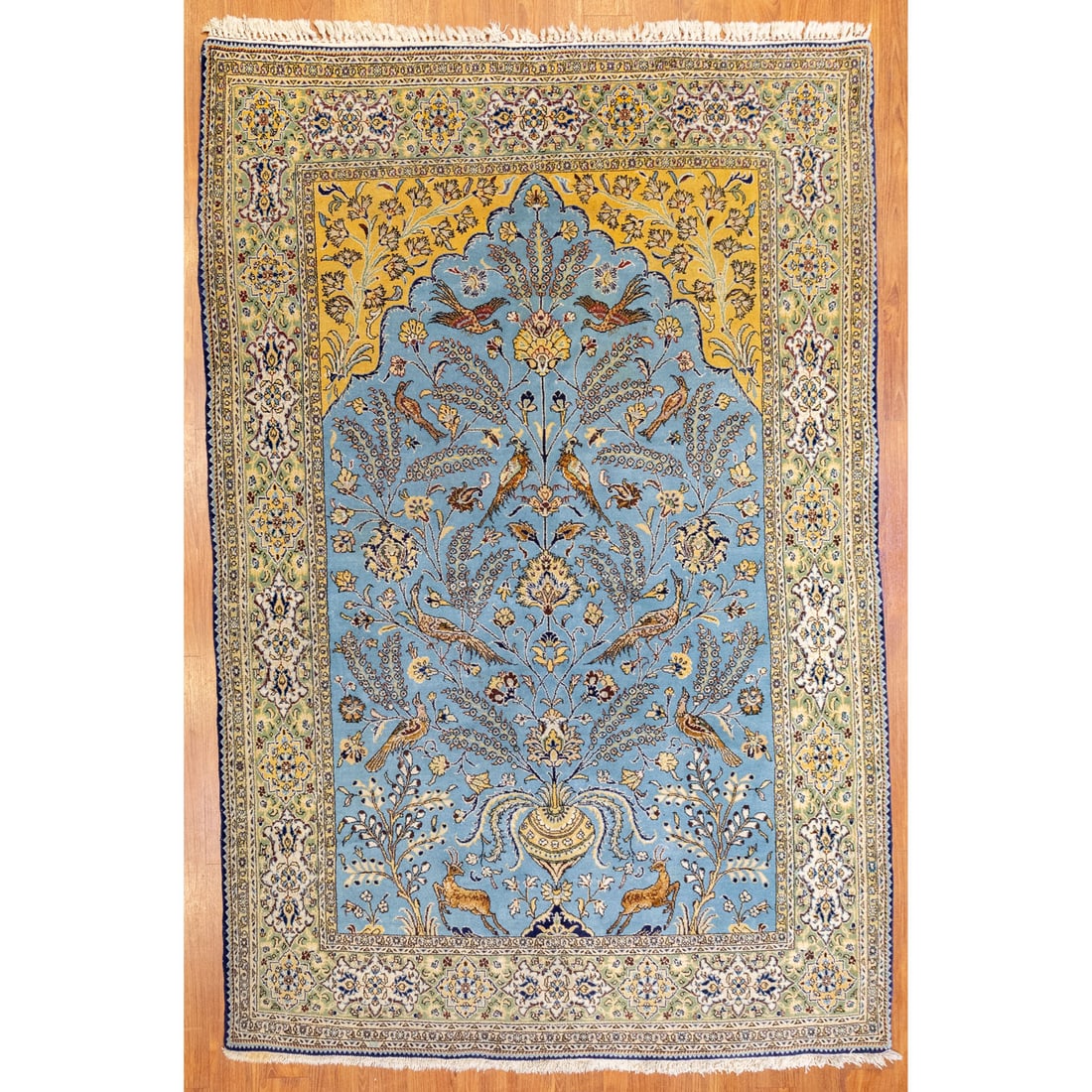 Qum Prayer Rug, Persia, 4.7 x 7.1: Second half, 20th century, hand-knotted, wool pile