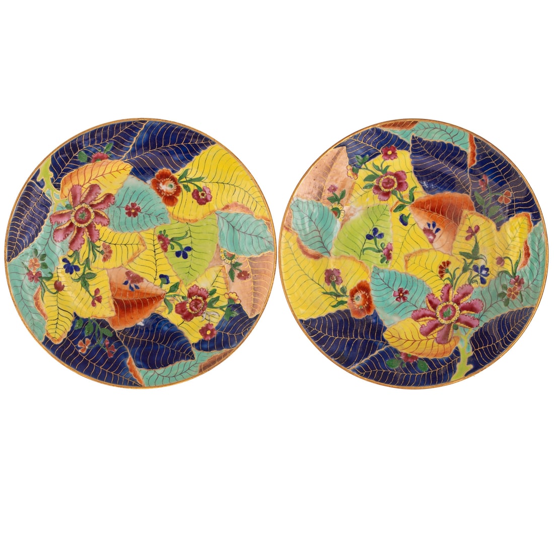 A Pair of Chinese Export Tobacco Leaf Plates (1 of 4)