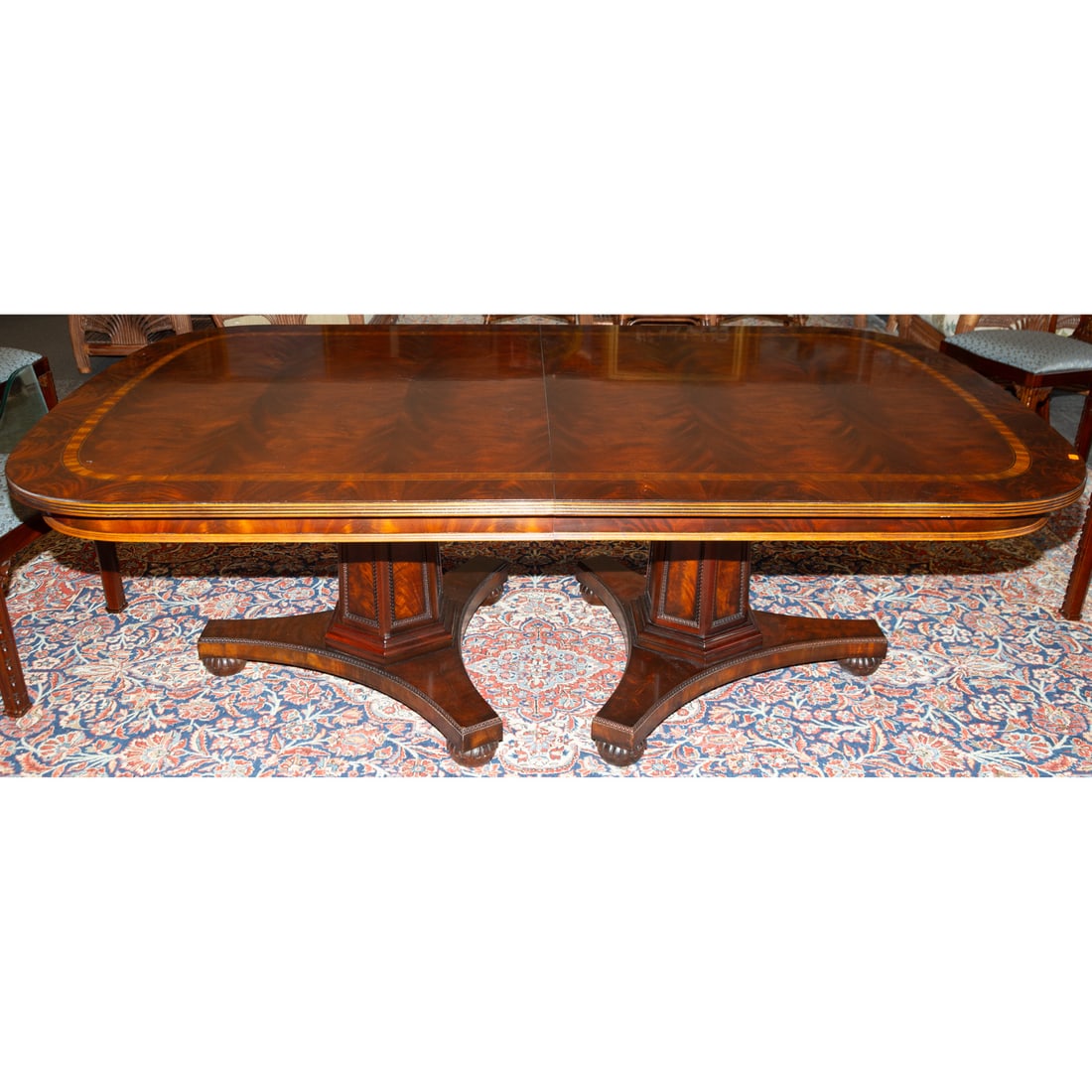 Henredon Banded Mahogany Pedestal Dining Table (1 of 6)
