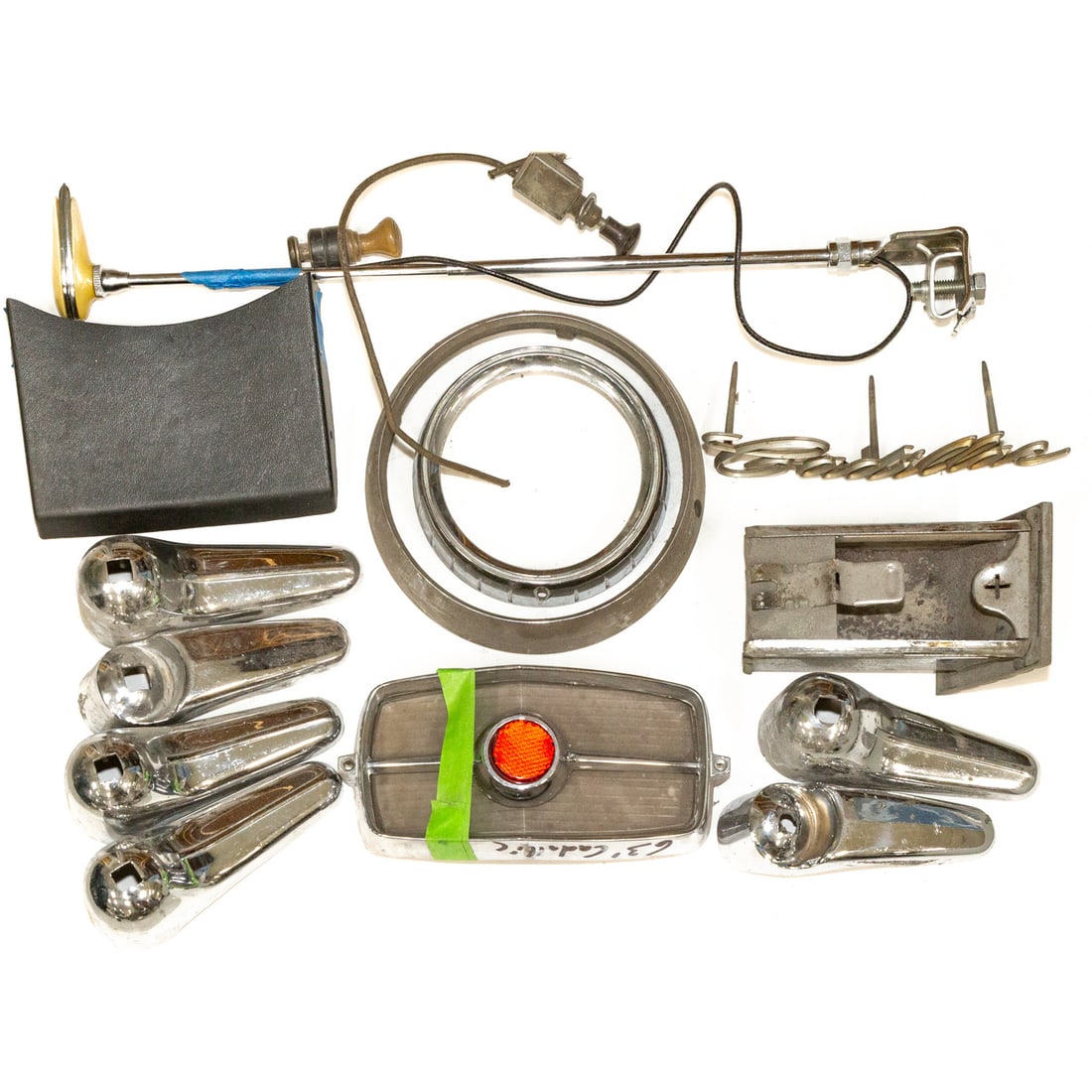 A Collection of Lincoln Parts for Restoration (1 of 3)