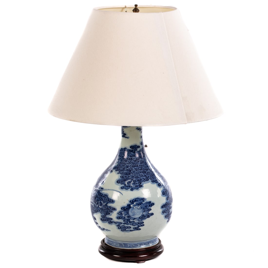 A Chinese Blue & White Porcelain Table Lamp (1 of 10)