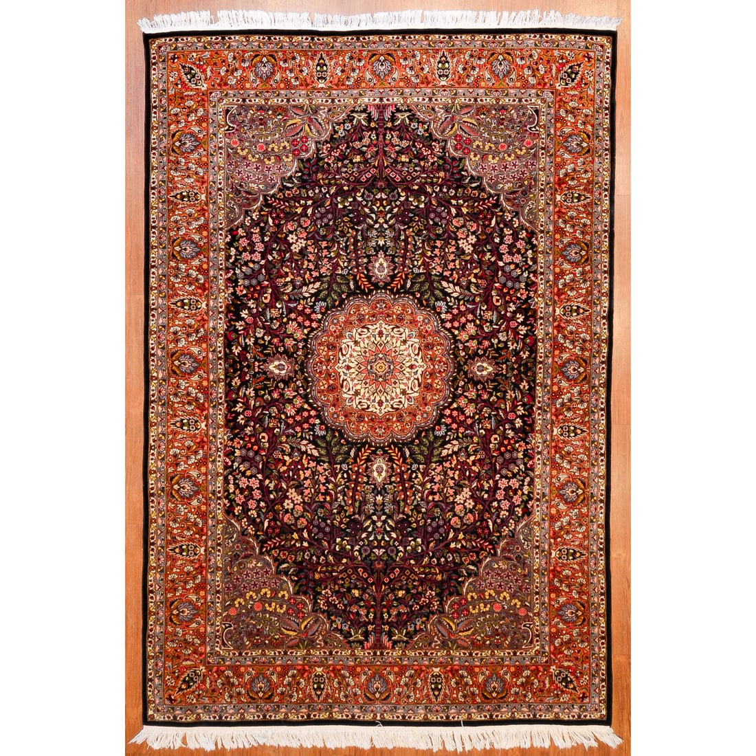 Pakistani Persian Rug, Pakistan, 6.1 x 9.1: Modern, hand-knotted, wool pile