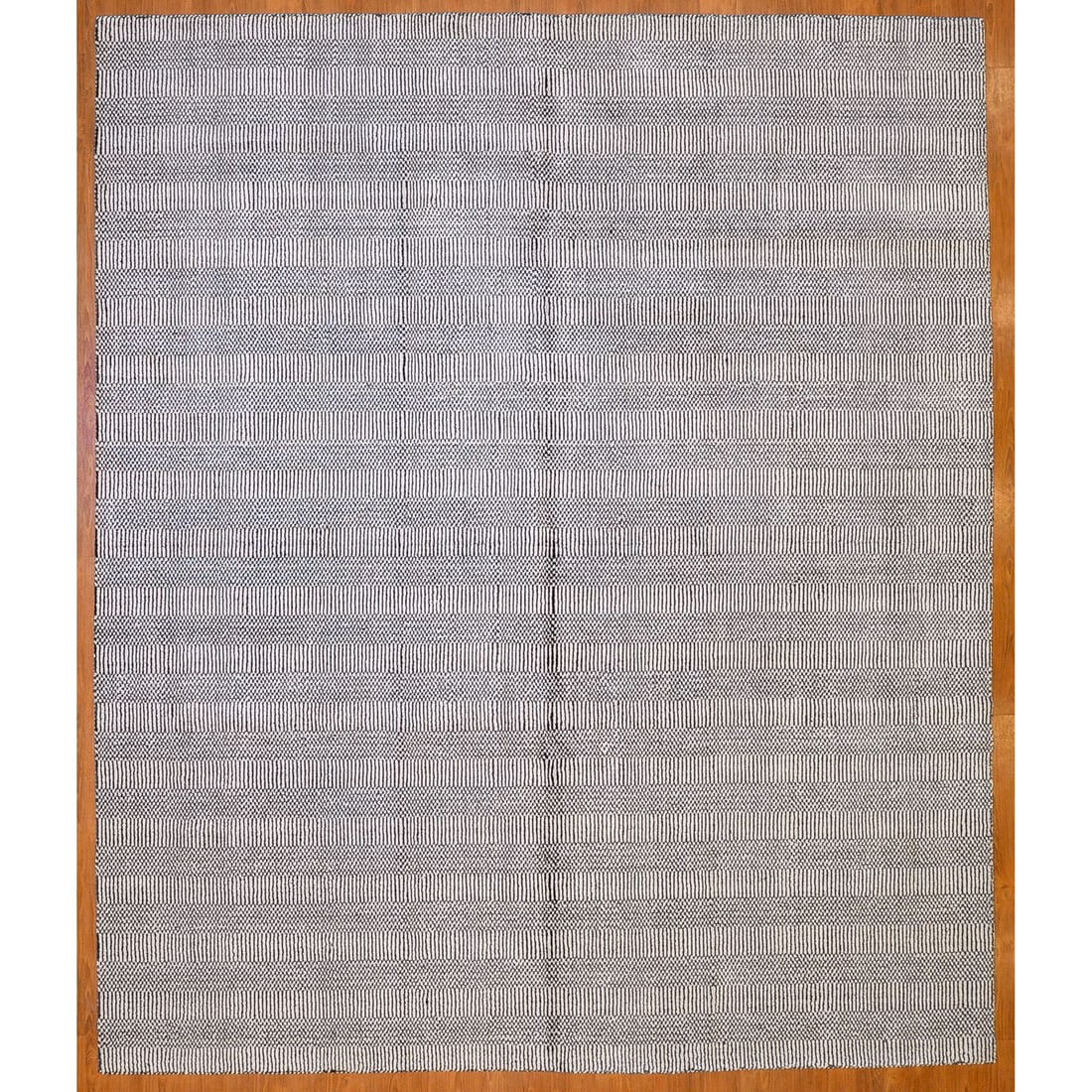 Modern Texture Design Rug, India, 8.2 x 9.9: Modern, hand-knotted, wool pile