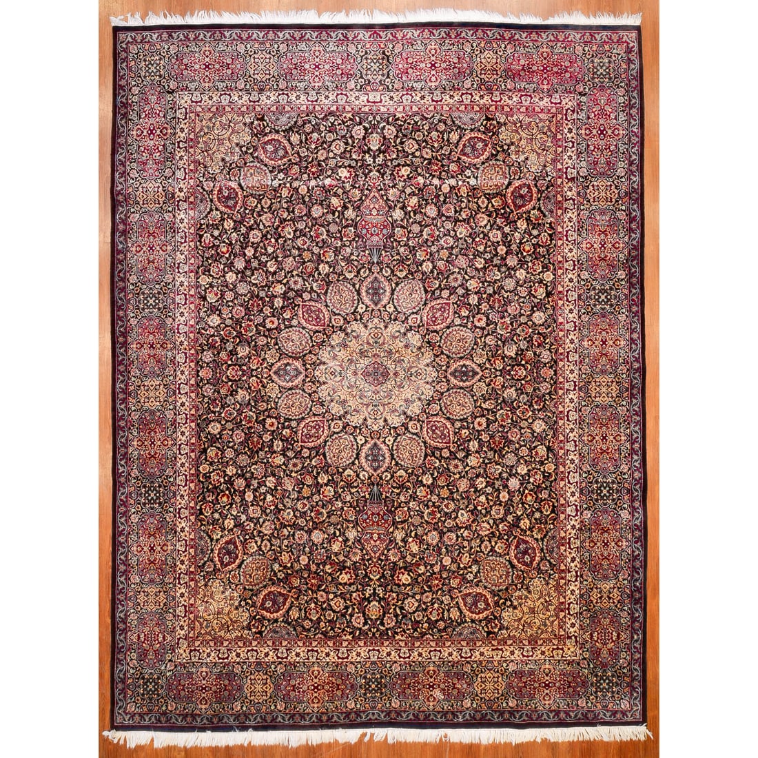 Pakistani Persian Rug, Pakistan, 9.1 x 11.11: Modern, hand-knotted, wool pile