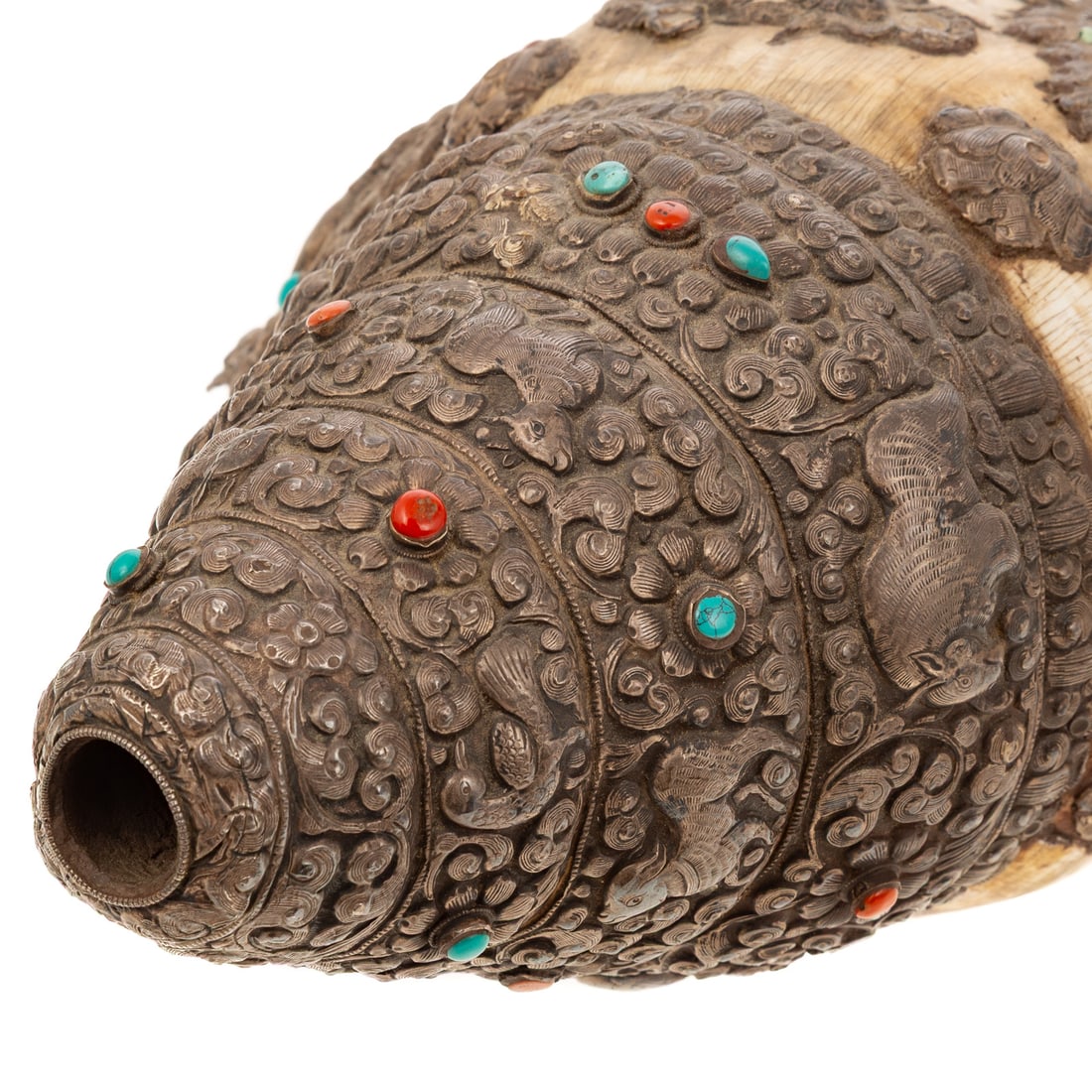 A Tibetan Silver Mounted Conch Shell "Dungkar" - 3