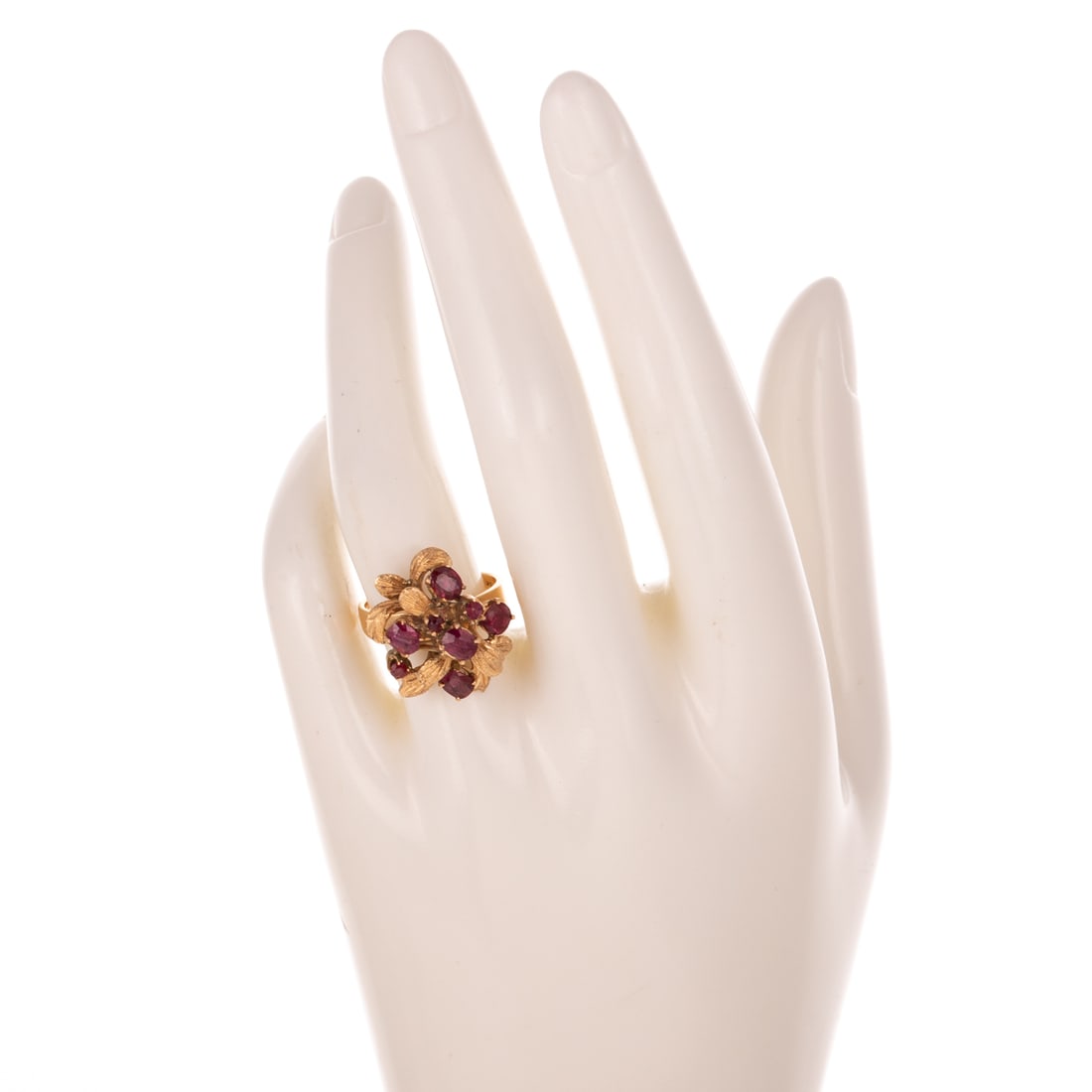 A Foliate 1.00 ctw Ruby Ring in 14K - 5