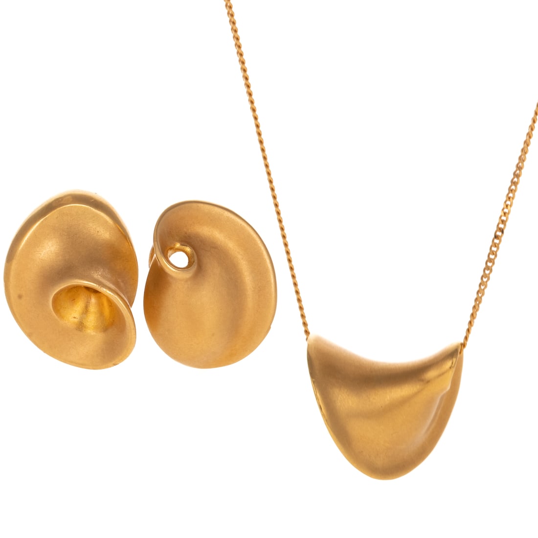 A Pedro Boregaard Pendant & Earring Set in 18K: c. 1986, 18K yellow gold pendant necklace by Pedro Boregaard, NY (active 1983 -) in the form of a spiraling shell with matte finish and high polish details suspended from a curb link chain, signed, ap