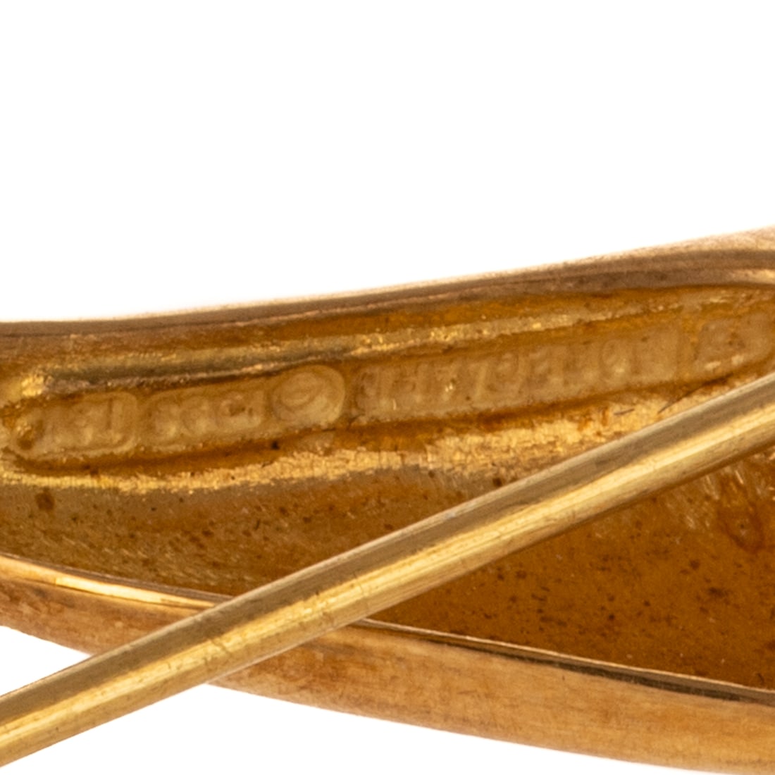 A Pedro Boregaard Shell Pin in 18K - 3