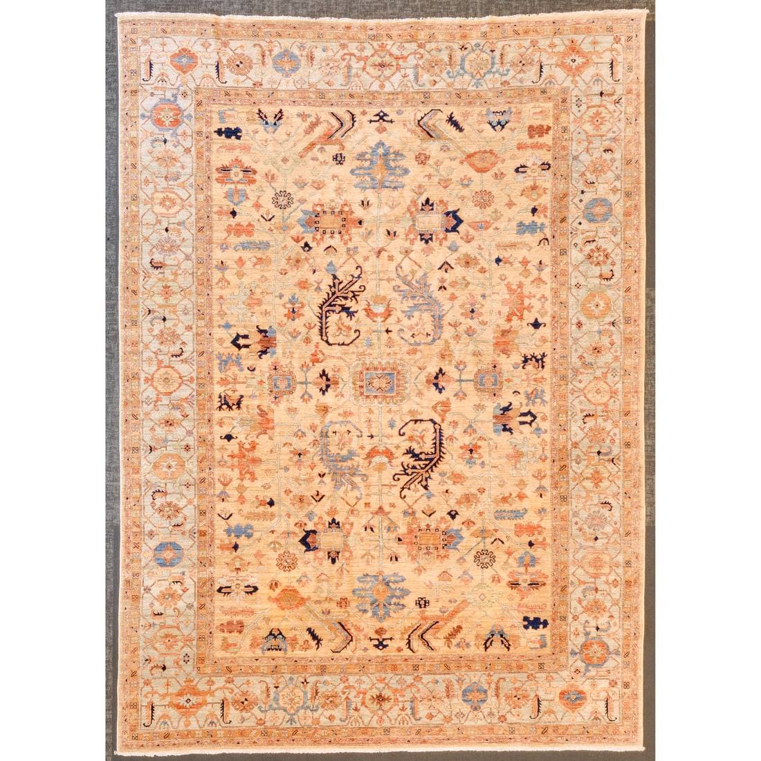 Paki Persian Carpet, Persia, 9.10 x 13.7: Modern, hand-knotted, wool pile