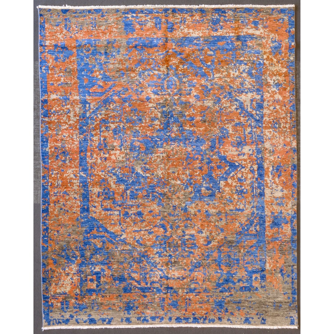 Abstract Design Rug, India, 8 x 10: Modern, hand-knotted, wool pile