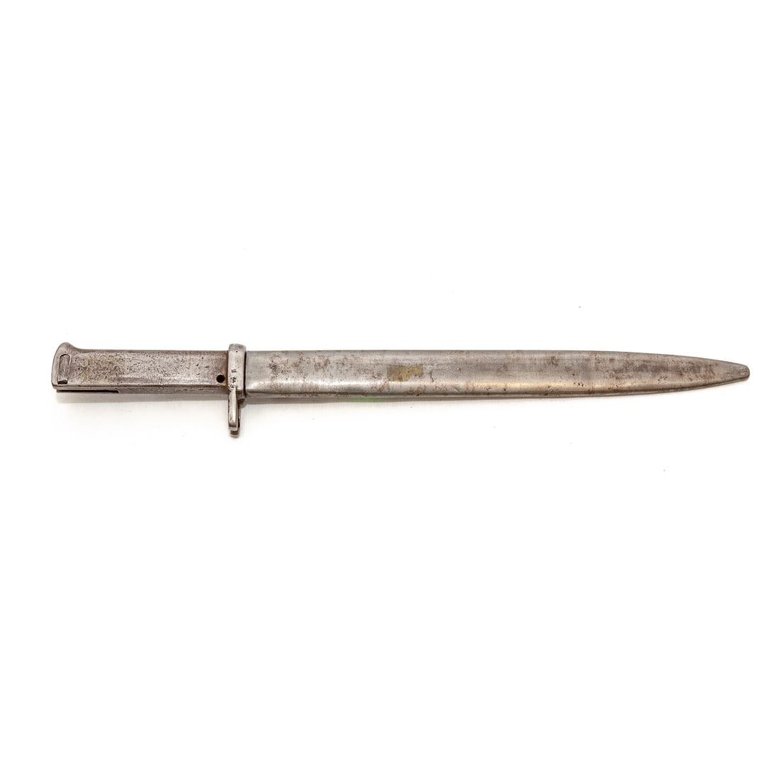 An Unmarked German WWI Bayonet: Ersatz; the hilt marked "644," with an additional indistinct hallmark; 16 in., overall bayonet length; scabbard 13 in. overall Provenance: From The Estate of Timothy Lee App, Baltimore, MD