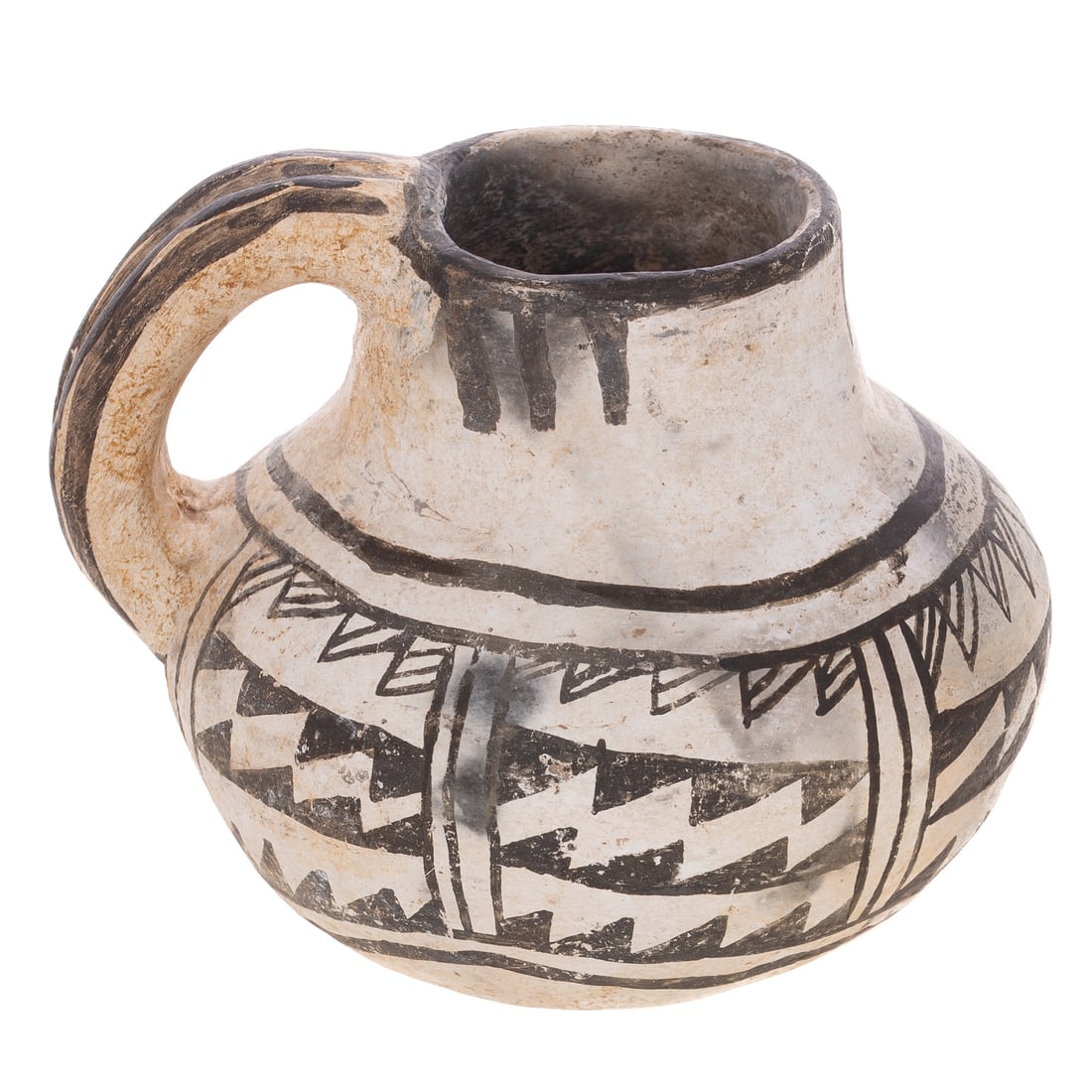 An Anasazi Puebloan Pottery Jug (1 of 4)