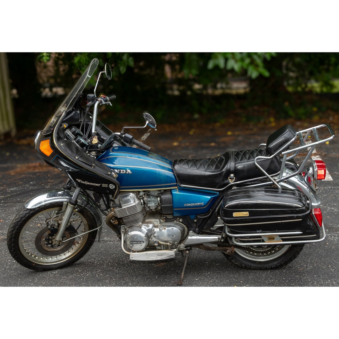 1977 Honda CB750A Hondamatic Motorcycle (1 of 10)