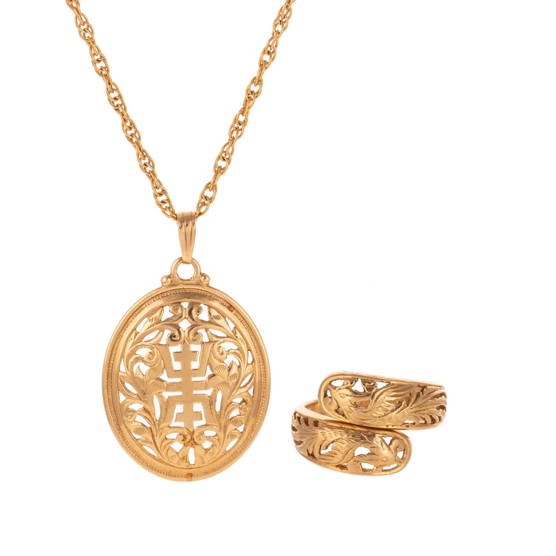 A Hawaiian Ring & Pendant Set in 14K (1 of 6)