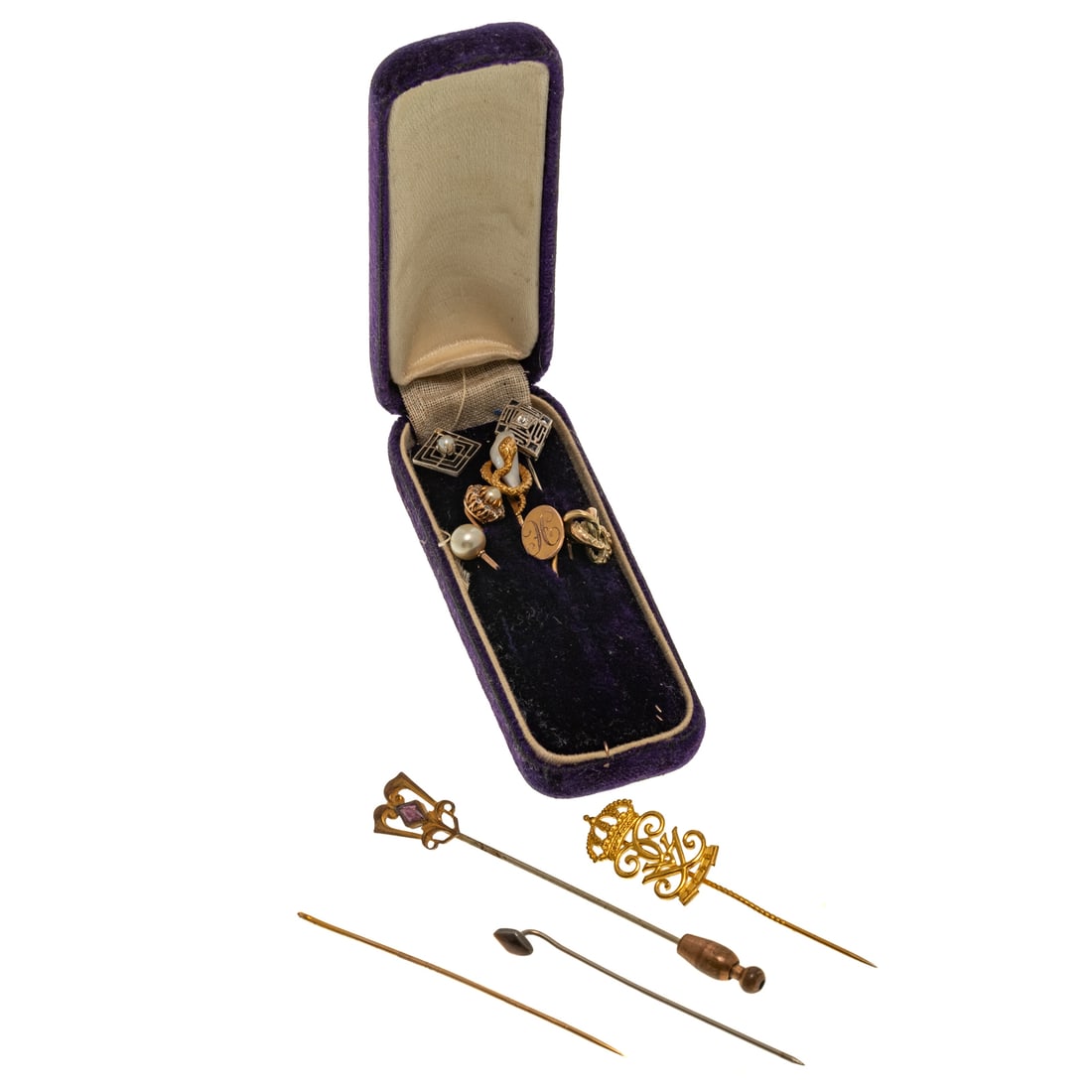 A Collection of 10 Victorian Stick Pins in Gold: 10 Victorian era stickpins including 18K white gold diamond and sapphire filigree stick pin, 14K yellow gold coiled serpent with FWP stick pin, 14K yellow gold diamond and golden pearl stick pin, 10K 