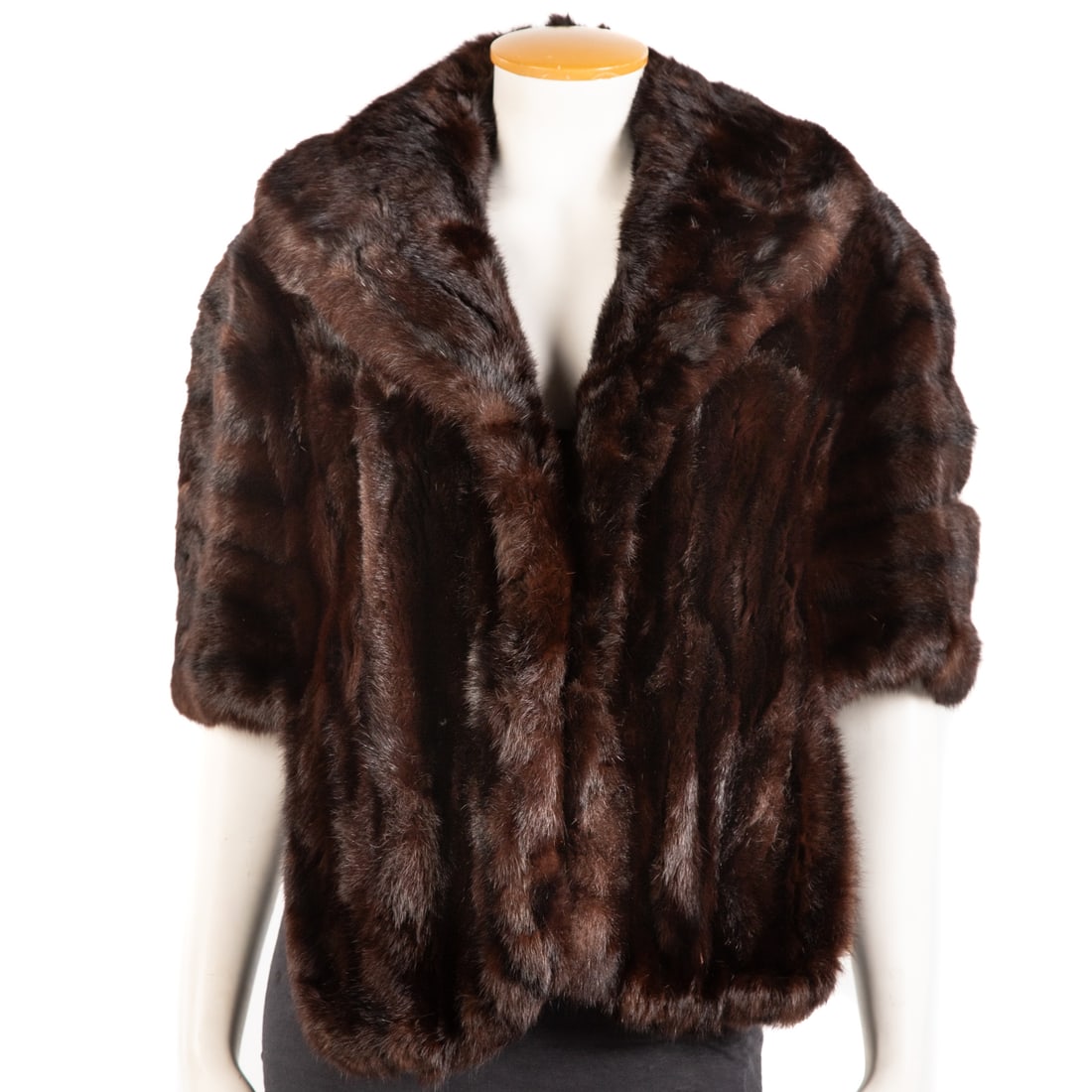Vintage Reichbind Furs Brown Mink Stole: (New Haven, CT) A brown vintage Reichbind Furs mink stole