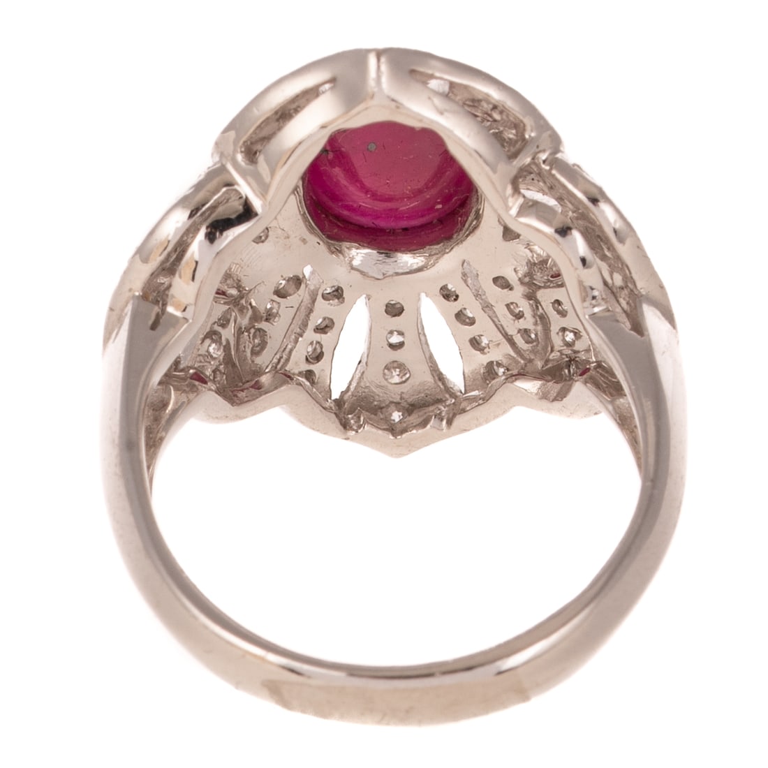 A Cabochon Ruby & Diamond Ring in 18K - 5