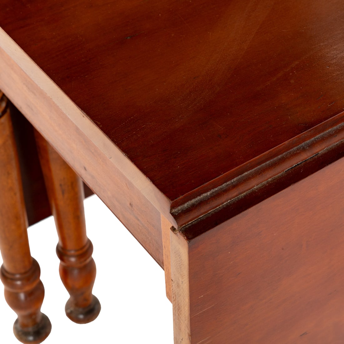 Late Federal Cherry Drop Leaf Table - 2