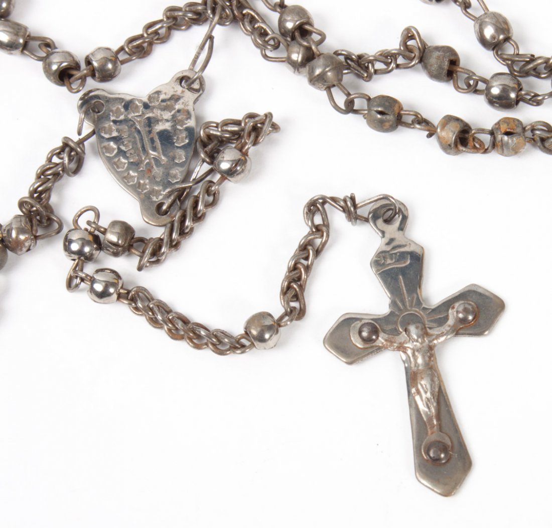 Set of Catholic rosary beads: 15 in. L.