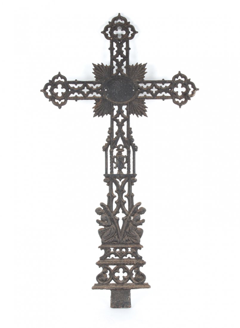 Victorian Gothic cast iron cross: large cast cross with figural and reticulated decoration, probably a grave marker, 56 in. H., 30 in. W.