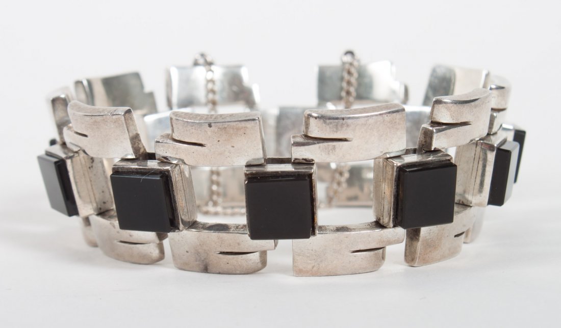 Mexican sterling silver & black onyx link bracelet: retailed by S. Kirk, Baltimore; about 7 1/2 in. L., 92 grams
