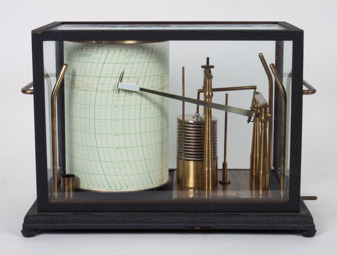 Negretti & Zambra brass and glass barograph: model # R/45386-2656