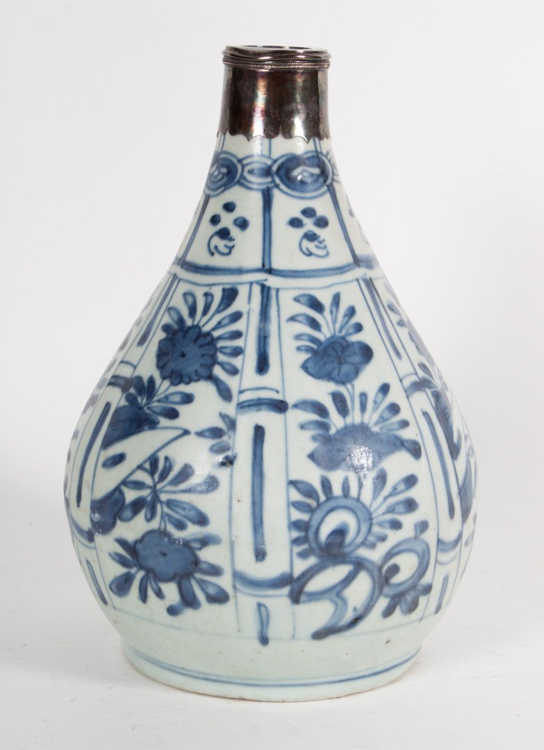Chinese Export Kraak ware vase: early 18th century; floral decoration with Dutch silver-mounted neck, 9 in. H.