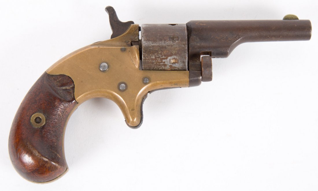 Colt brass frame derringer: serail #21866 (fair condition)