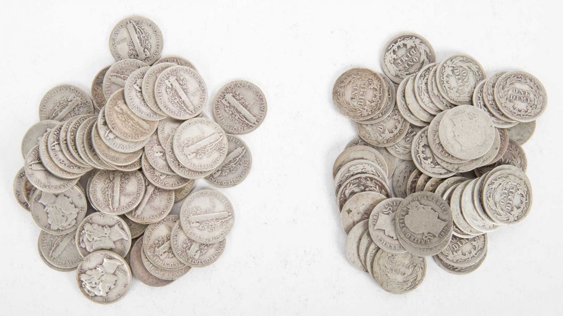 [US] 100 Silver Dimes, 1893-1945: Two rolls of 100 silver dimes, comprising: a roll of 50 Barber type dimes, 1893s-1916, grades cull and fair to good; and a roll of 50 Mercury dimes, 1939-45, grades good to XF. Contains about 7 ozt. s