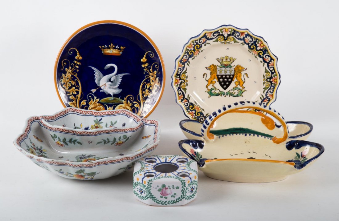 Five pieces Quimper and French faience (1 of 10)