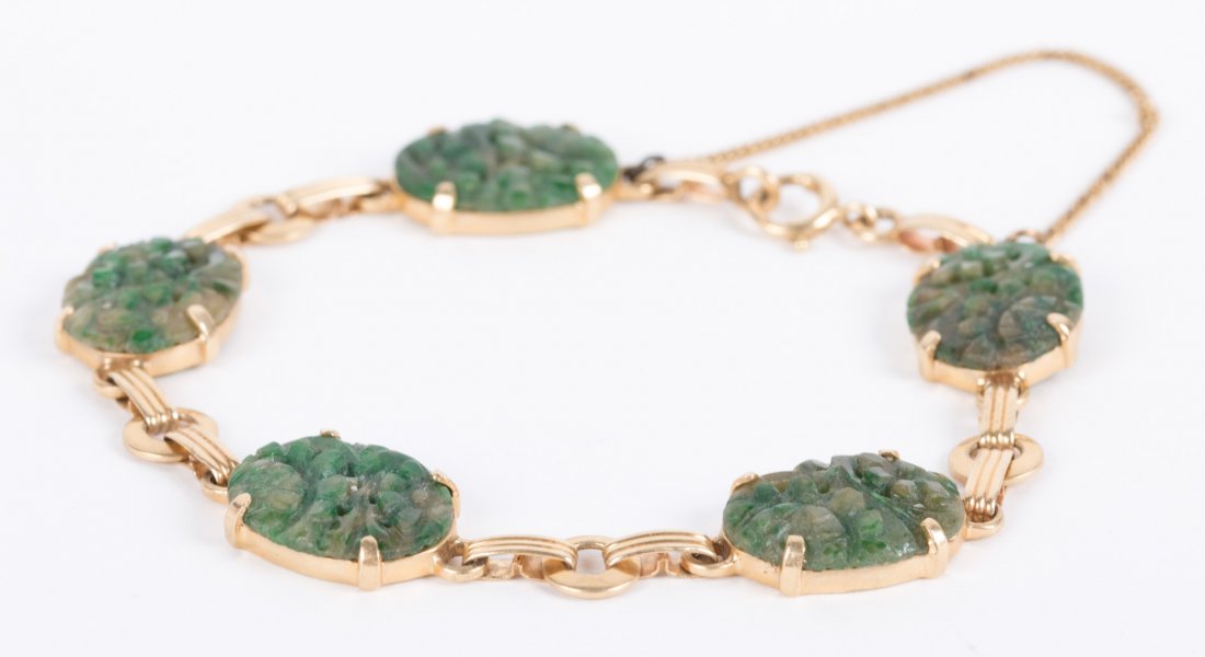 A Jade & Gold Bracelet (1 of 5)