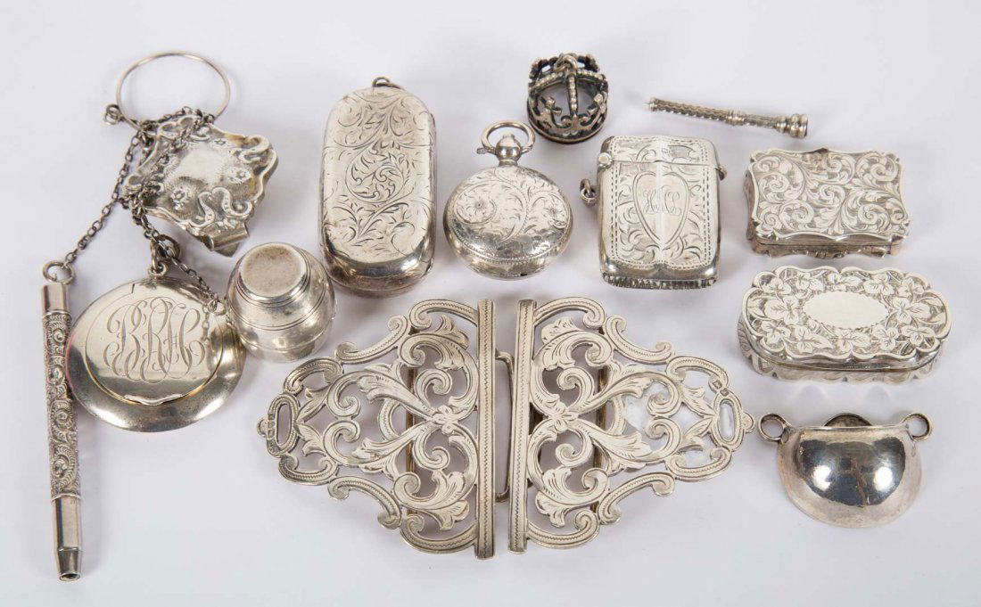 Lady's American & Continental silver items (1 of 5)