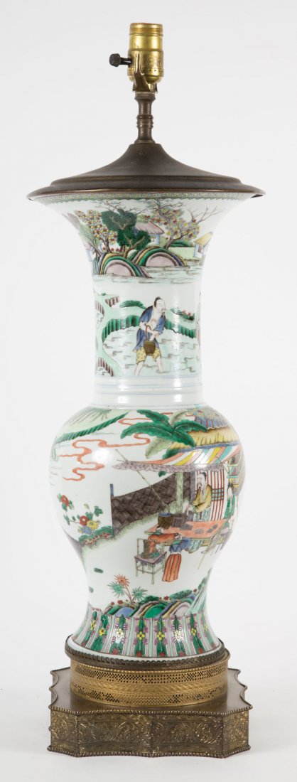 Chinese Export Famille Verte porcelain vase lamp (1 of 6)