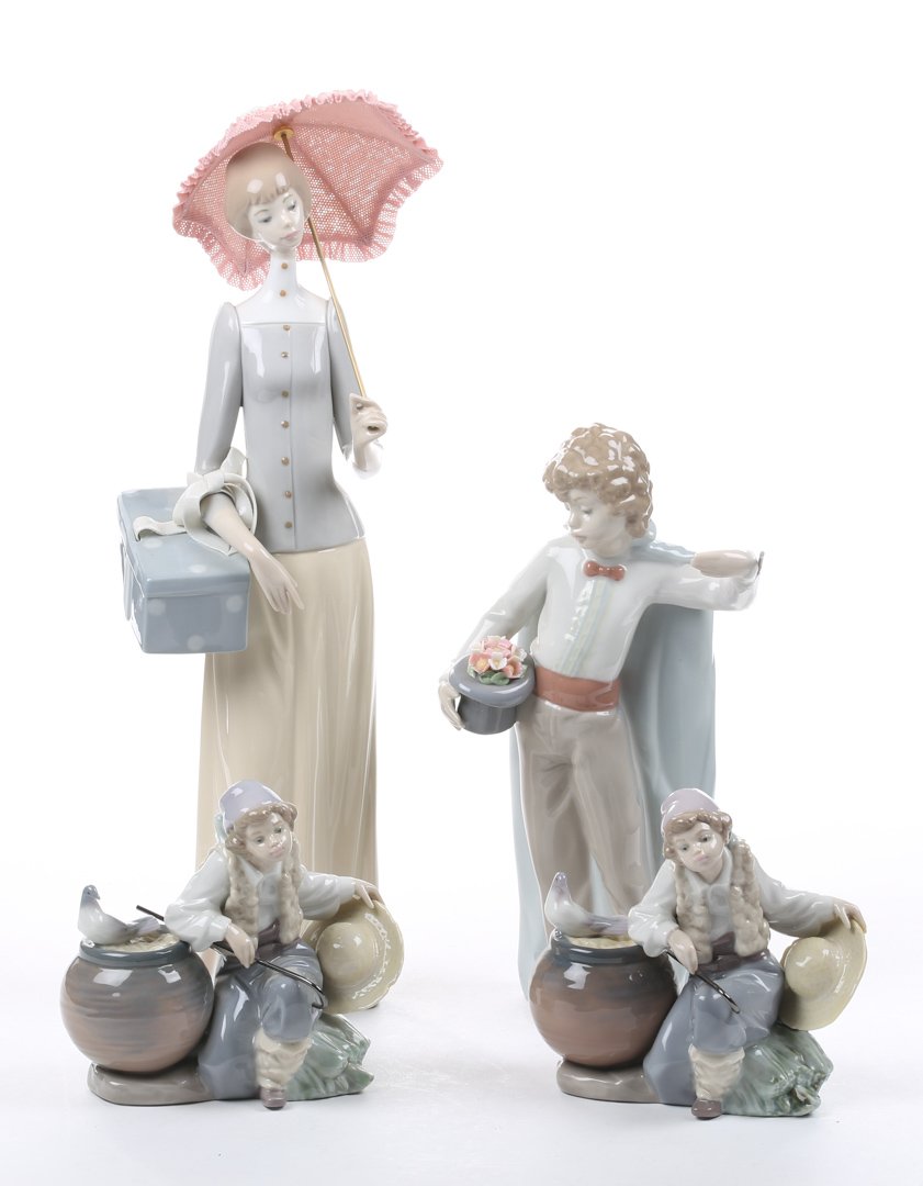 4 Lladro porcelain figures (1 of 5)