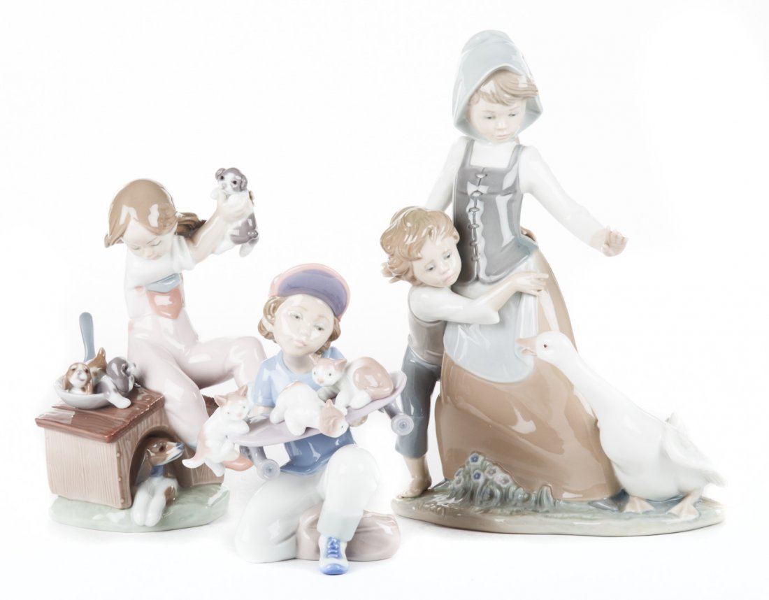 Three Lladro porcelain groups (1 of 6)